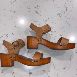 Lucky Brand Brown Sandal Clogs Size 9